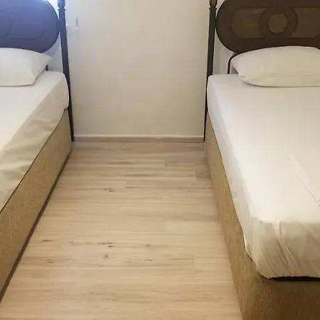 Huge Evleri 2 Daire Marmaris
