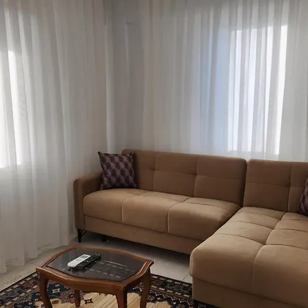 Apartmán Huge Evleri 2 *