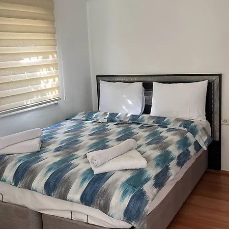 Apartmán Huge Evleri 2 *