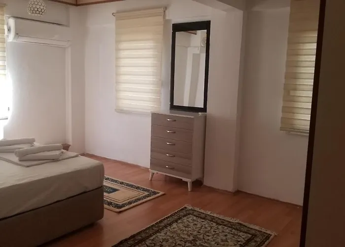 Huge Evleri 2 Appartement *