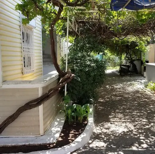 Huge Evleri 2 Appartement Marmaris