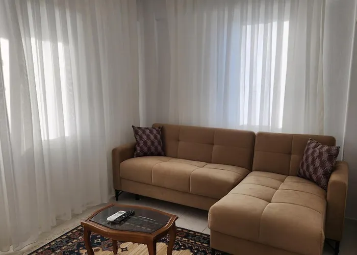 Appartement Huge Evleri 2 *