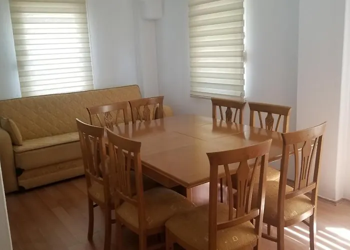 Huge Evleri 2 مرمريس